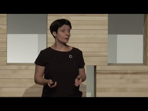 La responsabilità di premere il tasto “modifica” | Iolanda Pensa | TEDxVarese