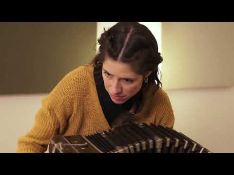SUR (A. Troilo) - Arrangement B. Fingas - Bandoneon solo: Roberta Maegli