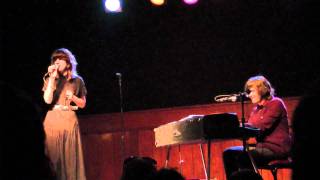 Fiery Furnaces (duo) Even in the Rain