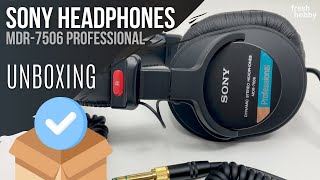 Video thumbnail for Sony MDR-7506 Professional Large Diaphragm Headphones [Unboxing] by Fresh Hobby