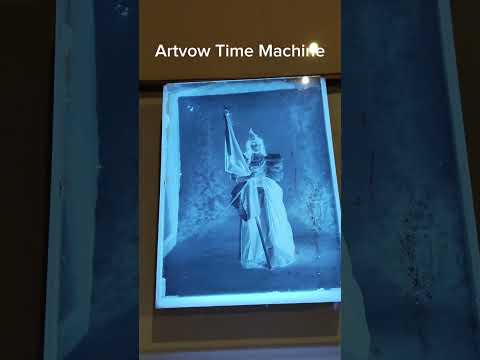 Espejo Multiple Alianza Francesa - Luis Flores Aysanoa