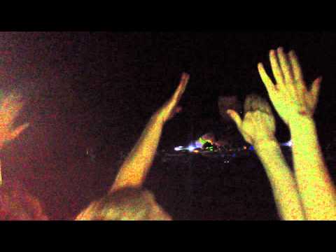 Arctic Moon playing Adelaide live @ Coloursfest 2012, Club 140 Tent