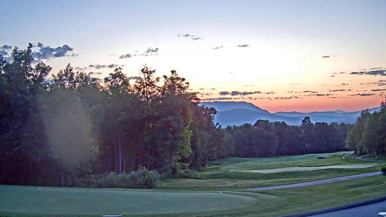 Live webcam view of Sugarloaf Golf Course Fairways
