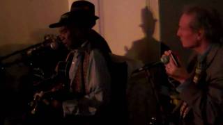 Honeyboy Edwards "Standing on the Corner" Matunuck, RI 10-9-2010