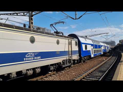 Trenul Regio 3005 Cu Vagoane Etajate Către Brașov Din București Nord | 4K