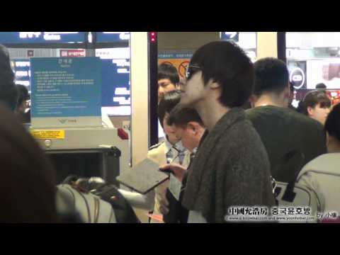 [My Yoon][UKnowbar]111203 Incheon AP leave for Sing[by小缘]