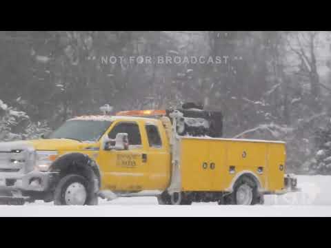 01-29-2022 Toms River & Seaside Heights, NJ - Blizzard, Slide Outs, Plow Trains, Police Helping Stra