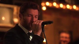 Brett Eldredge - &quot;Have Yourself A Merry Little Christmas&quot; - Live