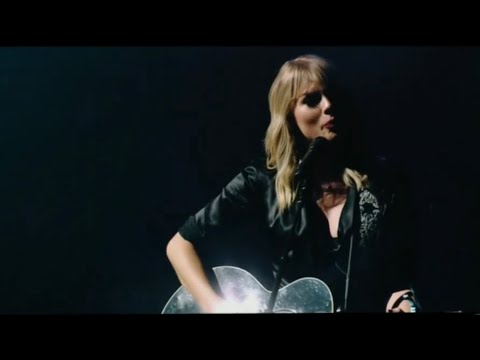 Taylor Swift - Cornelia Street (Live From City Of Lover Paris)