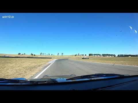 Mini cooper s lap around Wakefield.