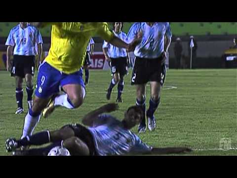 Ronaldo Hat Trick! - Brasil 3x1 Argentina - 2006 FIFA World Cup Qualifiers