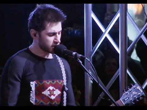 Garik & Sona - Lav tghu pai  (live at Aznavour square) HD