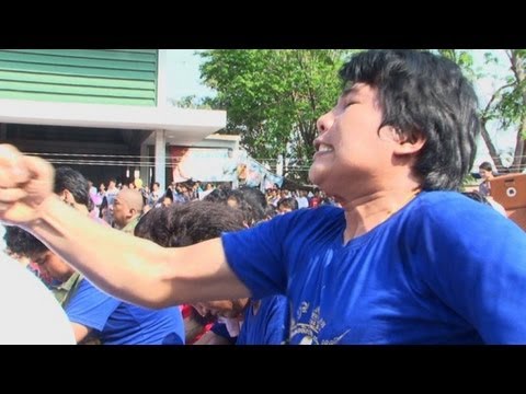 Thais possessed by spirits at 'magic' tattoo festival