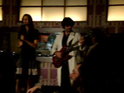 Ahwak - Hiba Mansouri and Zeid Hamdan