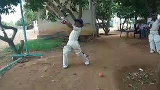 preview picture of video 'An UKG studying kid SIDHESH specialises PULL SHOT at RKV CRICKET ACADEMY,  TIRUCHY'
