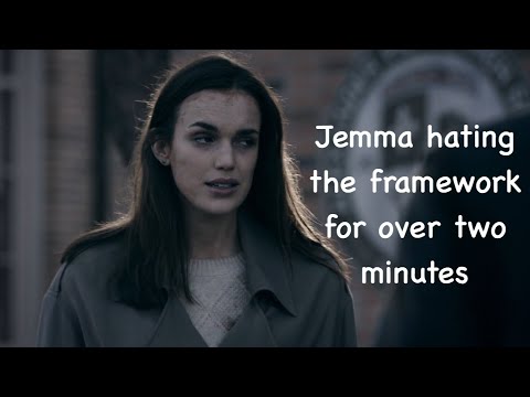 Jemma Simmons hating the framework for over 2 minutes