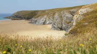 preview picture of video 'Camping Cornwall - Trevornick Holiday Park, Holywell Bay Beach'