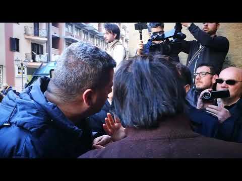 "Taranto libera", l'urlo della piazza anti inquinamento