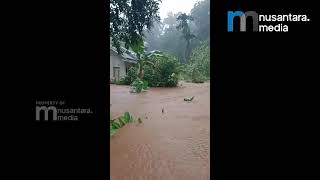 Hujan Deras, Kawasan Carita Pandeglang Kembali Terendam Banjir | Sungai Ci Garogak Meluap