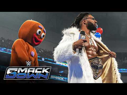 Sami Zayn ambushes Trick Williams disguised as the Gingerbread Man: SmackDown highlights