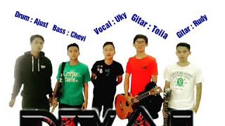 Download lagu RIVALBAND - Pelangi mp3