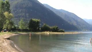 preview picture of video 'porlezza spiaggia e lago'