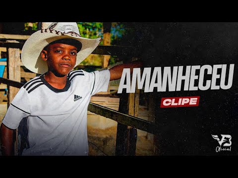 AMANHECEU E EU SOZINHO AQUI NO BAR COM SAUDADE DA MORENA - Ruan Vitor Vaqueirinho (Musica Inédita)