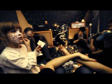 Esti Kornél - Nem változik semmi