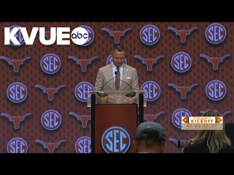 Texas A&M fight song mistakenly plays when Steve Sarkisian announced at SEC event