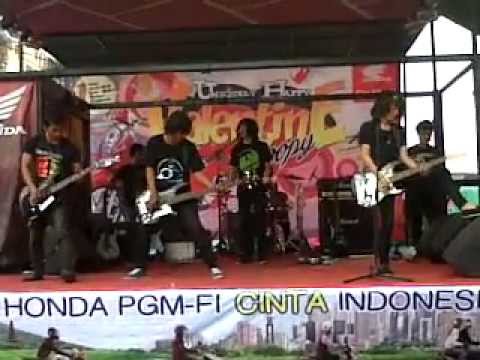AIM THE END (MDN) covering NIGHT TO REMEMBER PERFORM@RAMAYANA TELADAN