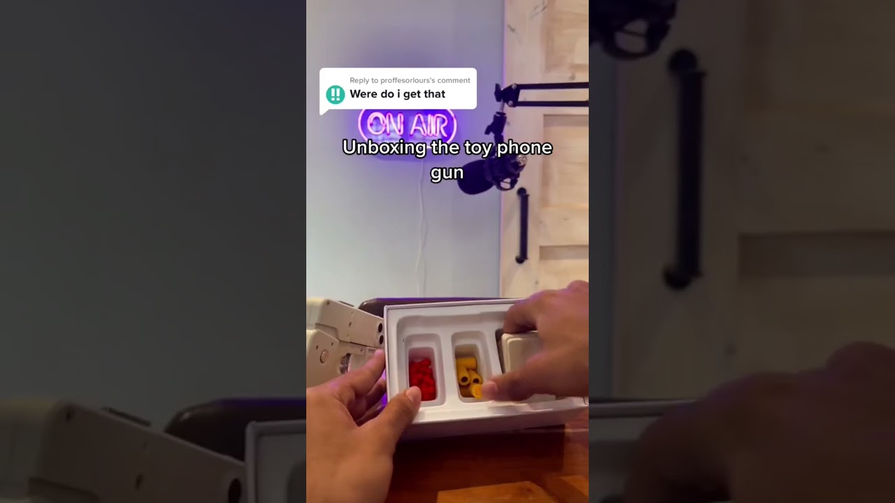 Unboxing the toy phone gun #asmr #asmrsounds #unboxing
