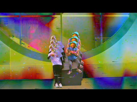 XCAM - Deep Dream ft. SpaceyY (Official Music Video)