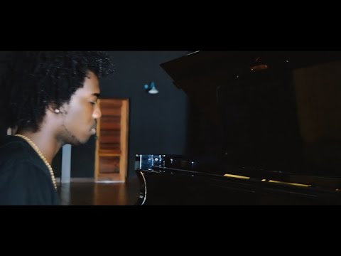 BigZ Patronato - Mil Palavras (Video Oficial) 2016 Criativa Imagens