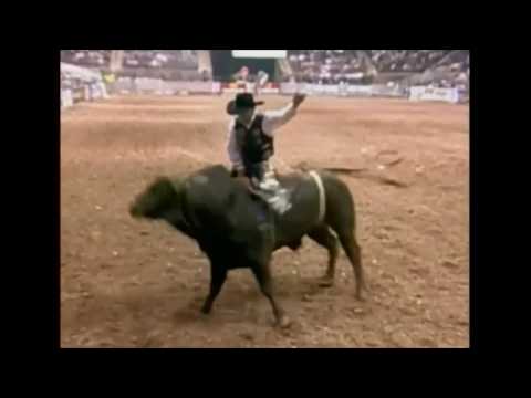 Justin McBride vs River Rat - 04 PBR Nampa (90 pts)