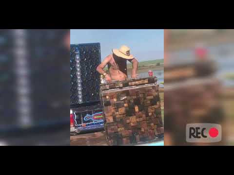 Desande Rv - MC PR E MC RAFINHA JS - VUK VUK - BARRACO  DE FAVELA ( CE PROD RV)