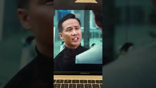 Jurassic World has feathers now