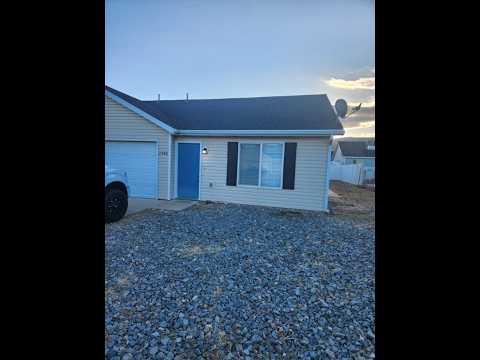 Move-In Discount!!!  3 bed 2 bath - Twin Home property video