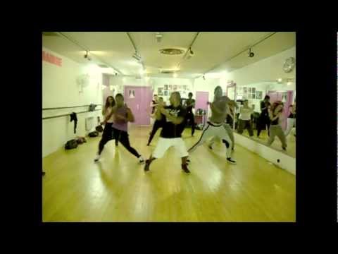 #Lucenzo Feat. #SeanPaul - Wine It Up