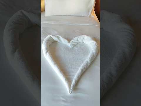 How to make towel folding ❤️❤️ towel folding art||towel decoration#viralshorts#rb love