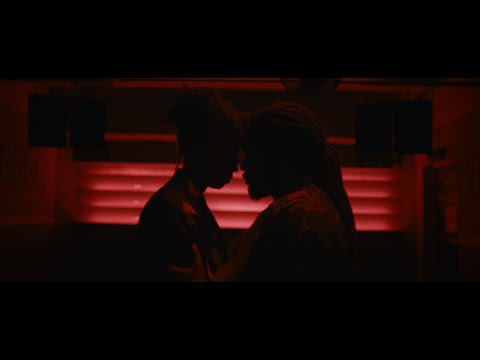 Glen Faria – Money Op De Tafel (Official Video)