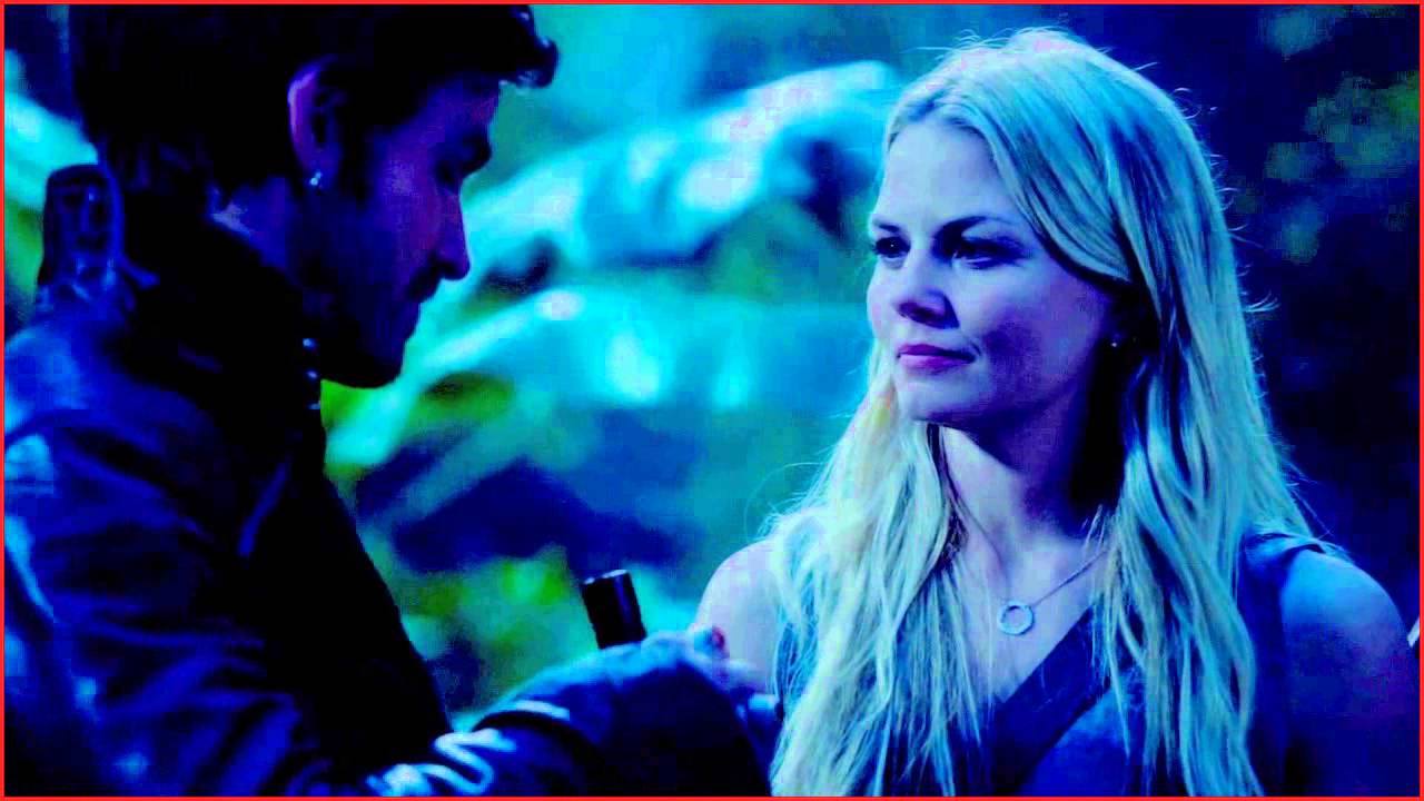 Hook & Emma // Does He Know?