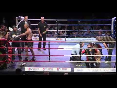 Rob Powdrill v Damien Hooper Knockout 8 November 2014