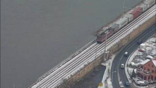 Reichsbahn BR 230 (ČD 372) mit Güterzug an der Elbe von Festung Königstein gefilmt