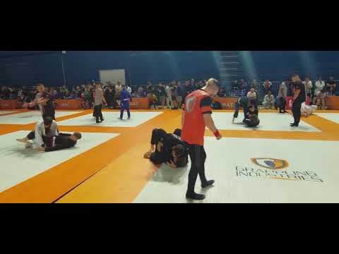 GI ADULT/ MALE/ BLUE/ -200lb (-91kg) #bluebelt #tournament #bjj #grappling