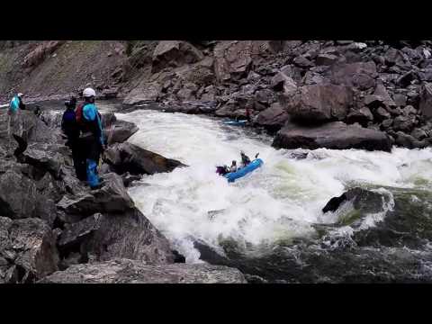 Rafting Tunnel, Gore Canyon, Colorado, 1220 cfs