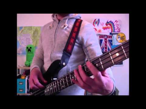 Gorrilaz type line  : A Bass lesson everyday # 114