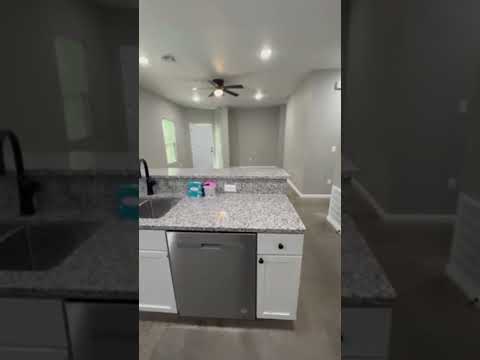 308 W Forest property video