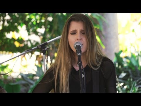 The Fergies - What Am I To You? - The Garden Sessions