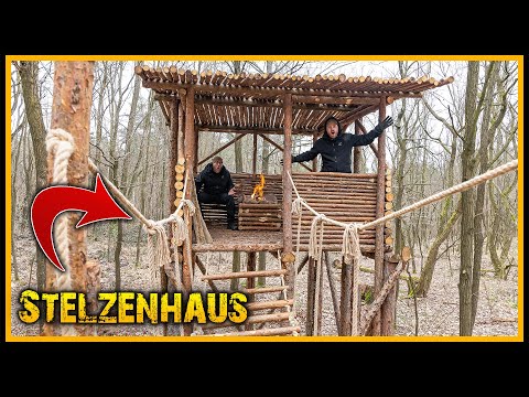 Das Stelzenhaus - Es brennt in der Bude!🔥[Part 7] - Bushcraft Outdoor Shelter