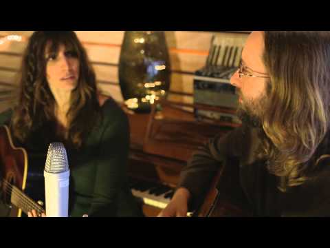 Waterdeep Performing "900 Miles" By Woody Guthrie